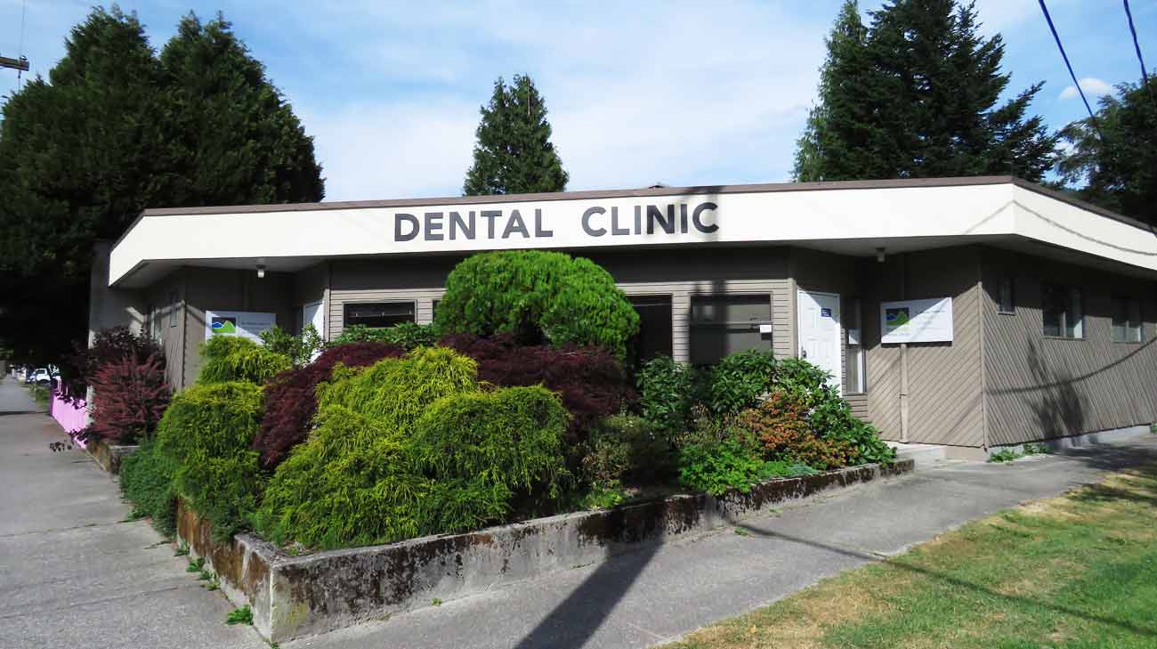 https://www.downtownsquamish.com/wp-content/uploads/2015/04/Dental-Clinic.jpg