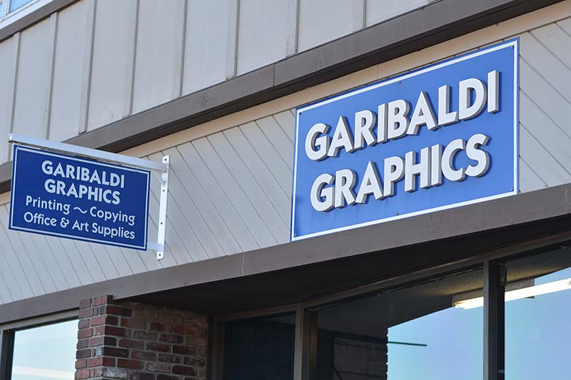 https://www.downtownsquamish.com/wp-content/uploads/2015/04/Garibaldi-Graphics.jpg
