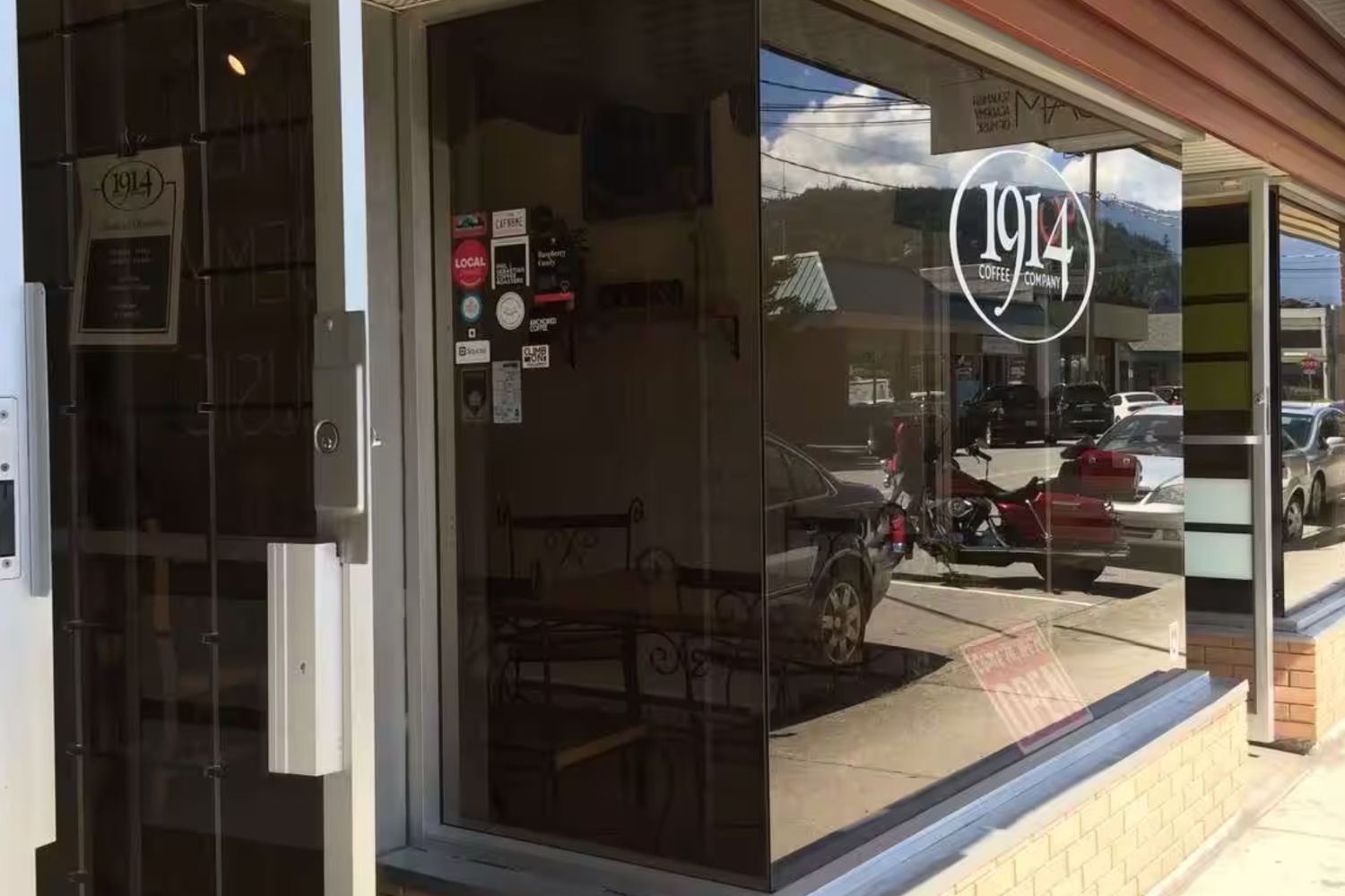 https://www.downtownsquamish.com/wp-content/uploads/2015/06/1914-coffee-storefront-1500x1000-1.jpeg